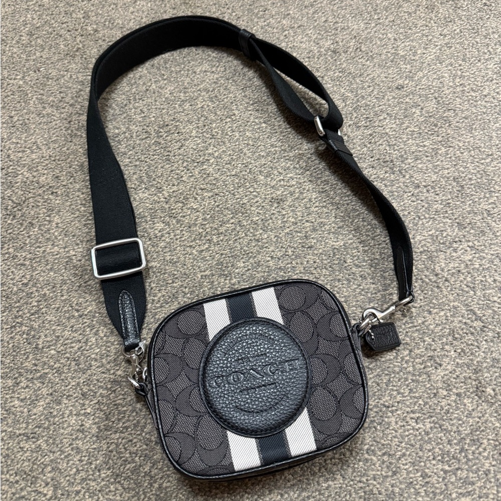 Coach C9120 Demsey Camera Shoulder Bag Canvas x Leather Black Signature - Picture 6 of 12